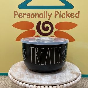 Rae Dunn TREATS Container